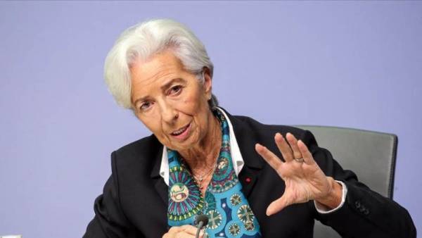 Λαγκάρντ: Άμεσα η διανομή των €750 δισ. του Ταμείου Ανάκαμψης