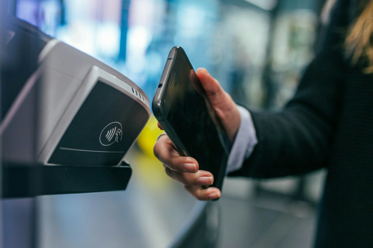 Τα POS «αβγάτισαν» τα δημόσια έσοδα-Σε ποιους κλάδους «κόπηκαν» μετρητά;