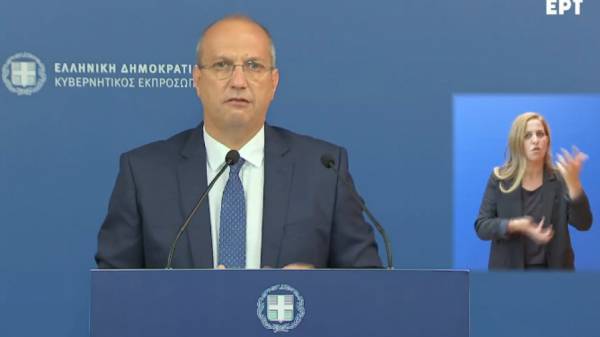 Οικονόμου για πυρκαγιές: Όποιος δρα, κάνει και λάθη