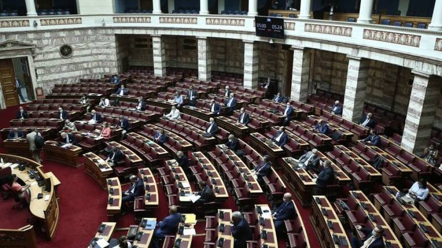 Ο ΣΥΡΙΖΑ δεν έχει θέση για την ΑΟΖ με την Αίγυπτο και σπεκουλάρει με αίτημα για ονομαστική ψηφοφορία
