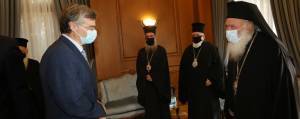 Η επικοινωνιακή καταιγίδα του Σωτήρη Τσιόδρα