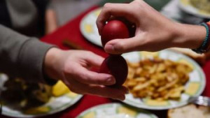 Πασχαλινό τραπέζι: Κορυφώνεται η κίνηση στην αγορά