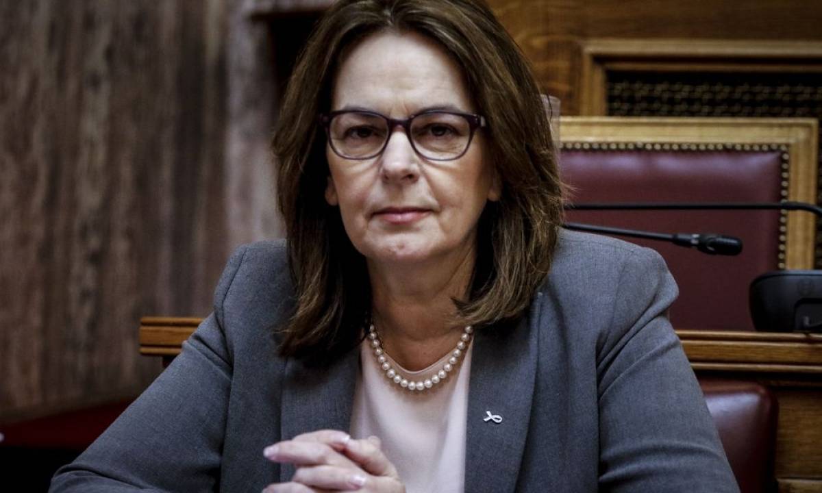 Παπανάτσιου:Υπό συζήτηση μειώσεις στον ΦΠΑ και τον συντελεστή φορολογίας εισοδήματος