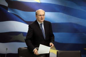 Χατζηδάκης: Δεν σκοπεύουμε να αναθεωρήσουμε τους φετινούς στόχους