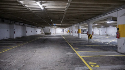 Πλατεία Κλαυθμώνος: 100 νέες θέσεις στάθμευσης στο αναβαθμισμένο υπόγειο πάρκινγκ
