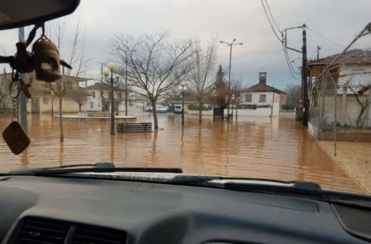 Σε κατάσταση έκτακτης ανάγκης οι πληγείσες από την κακοκαιρία περιοχές