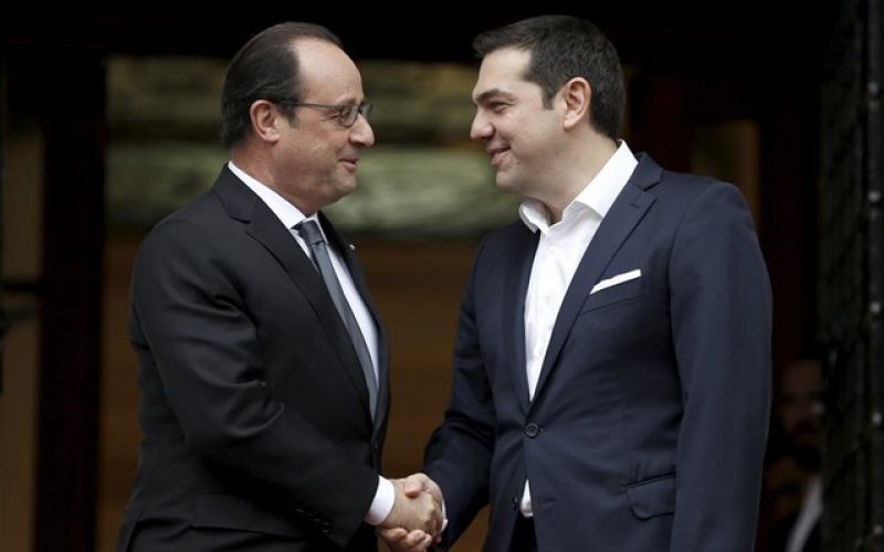 Ολάντ: Να επενδύσουμε στην ανάπτυξη-Δεν αφήνω αβοήθητη την Ελλάδα