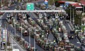 Ενισχύουν τα μπλόκα οι αγρότες: Κλειστά τελωνεία-αποκλεισμοί δρόμων