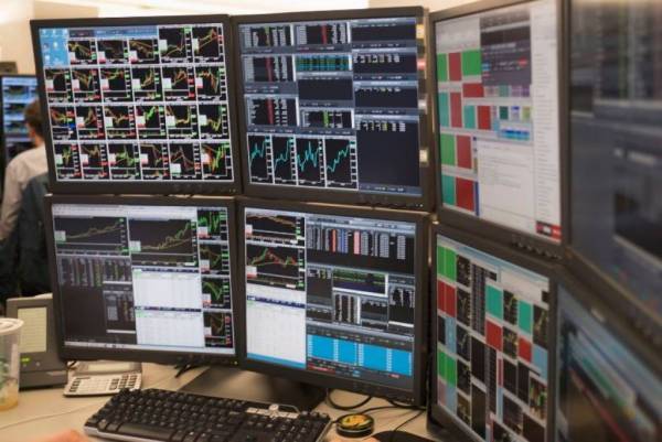 Μικρή πτώση στα ευρωπαϊκά χρηματιστήρια-Σε υψηλό 11 μηνών οι τράπεζες