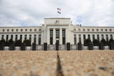 «Καμπανάκι» Fed για εταιρικές πτωχεύσεις στις ΗΠΑ