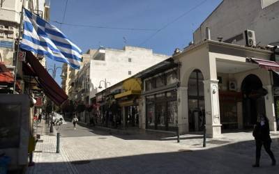 Guardian: Η Ελλάδα «νικά» τον κορονοϊό παρά τη δεκαετή κρίση