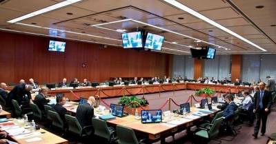 Eurogroup: Συνεδρίαση για το «πράσινο φως» σε μέτρα και παροχές