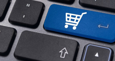 Λουκέτο και πρόστιμο σε e-shop για παραπλάνηση των καταναλωτών