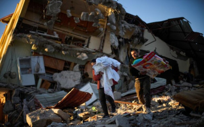 Τουρκία: Άνδρας ανασύρθηκε ζωντανός 11 μέρες μετά τον σεισμό