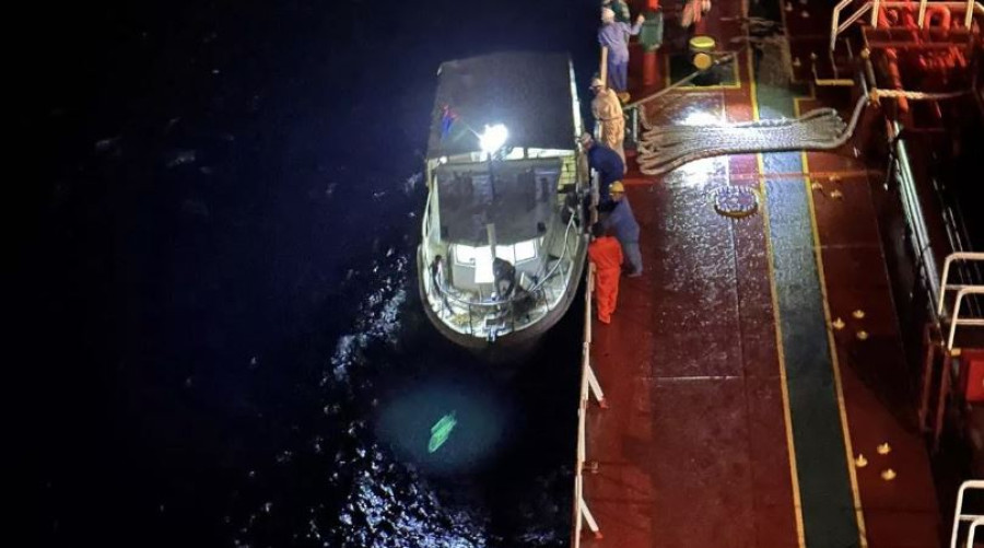 Πλοίο της Laskaridis Shipping έσωσε τρεις ψαράδες στο Μεξικό