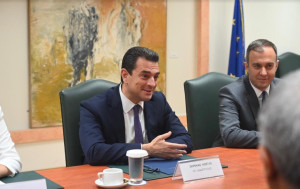 Σκρέκας: Στρατηγική προτεραιότητα η συνεργασία Ελλάδας–Κύπρου με αιχμή τις επενδύσεις