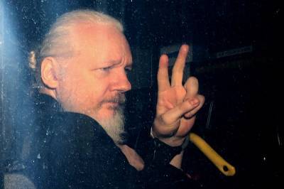 Επίτροπος Mijatović: Δεν πρέπει να εκδοθεί στις ΗΠΑ ο Assange