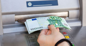 ΔΥΠΑ: Πότε καταβάλλονται επιδόματα και παροχές λόγω ειδικής τραπεζικής αργίας