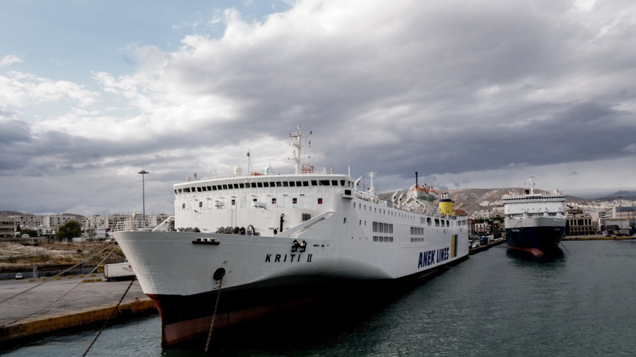 Ταλαιπωρία για 669 επιβάτες του πλοίου «Κρήτη ΙΙ»
